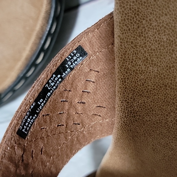 Brown slip on shoes Clark's - Picture 4 of 4